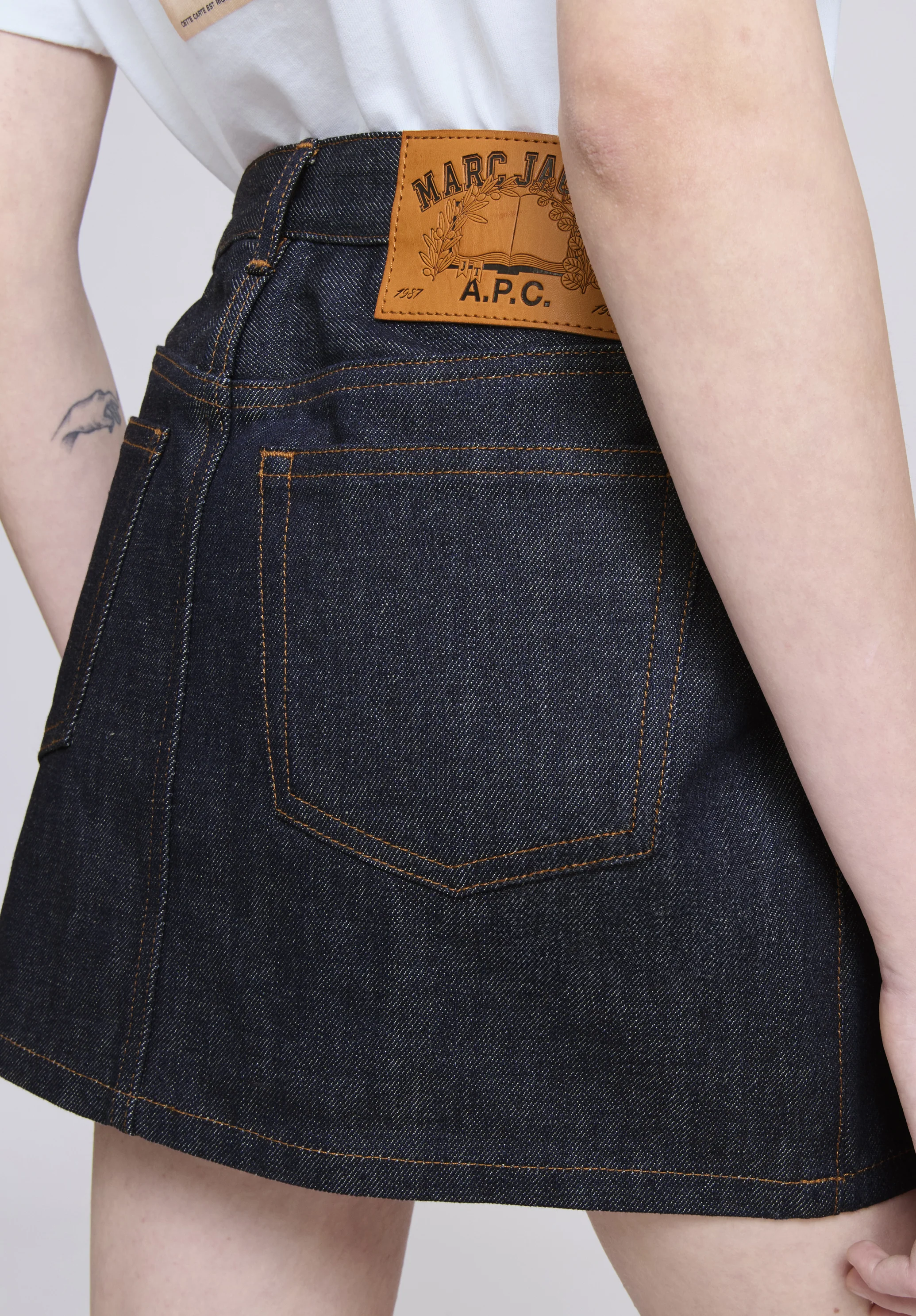 A.P.C. x Marc Jacobs. The Mini Skirt - Image 5