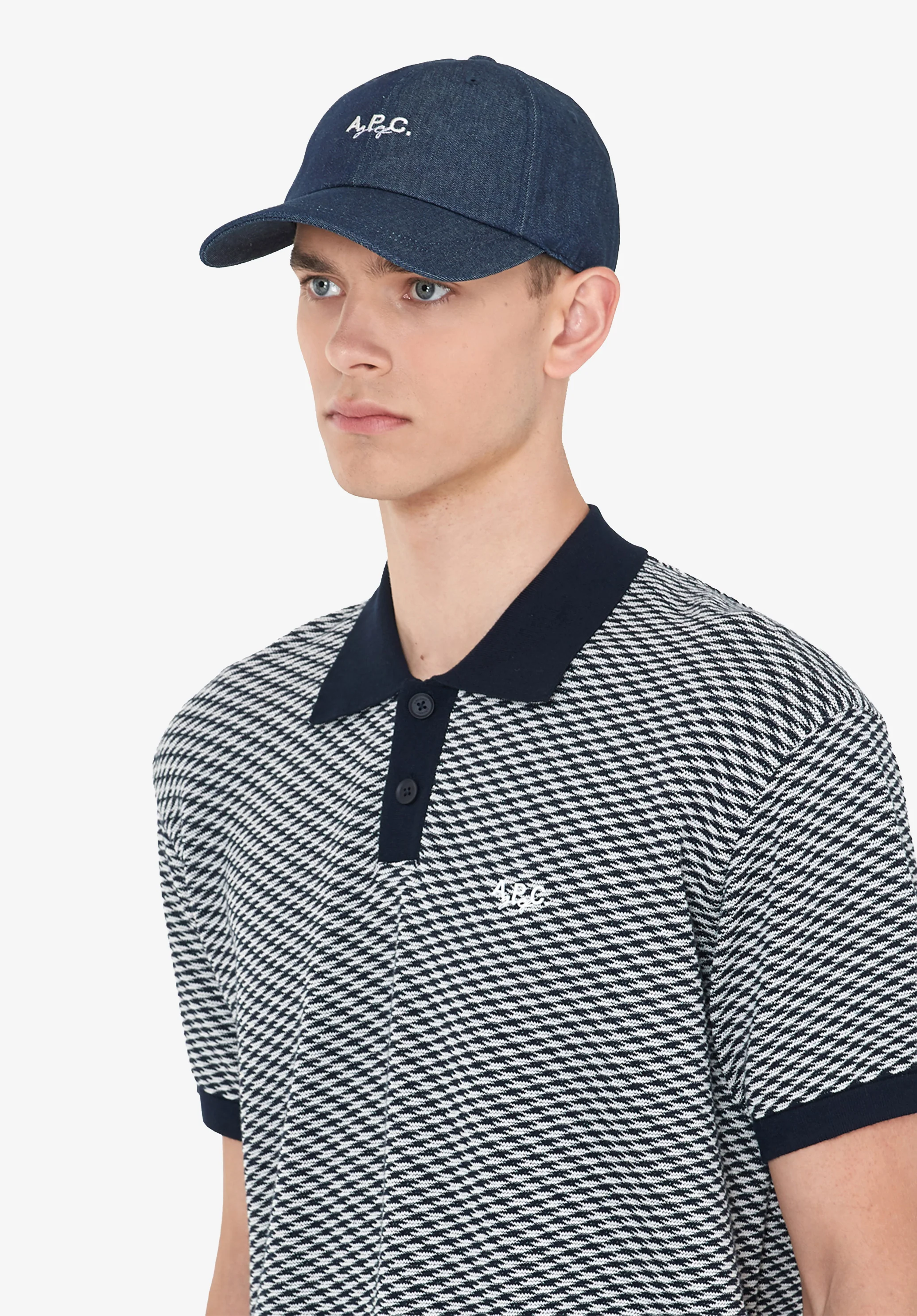 Cap with tee holder - Image 10