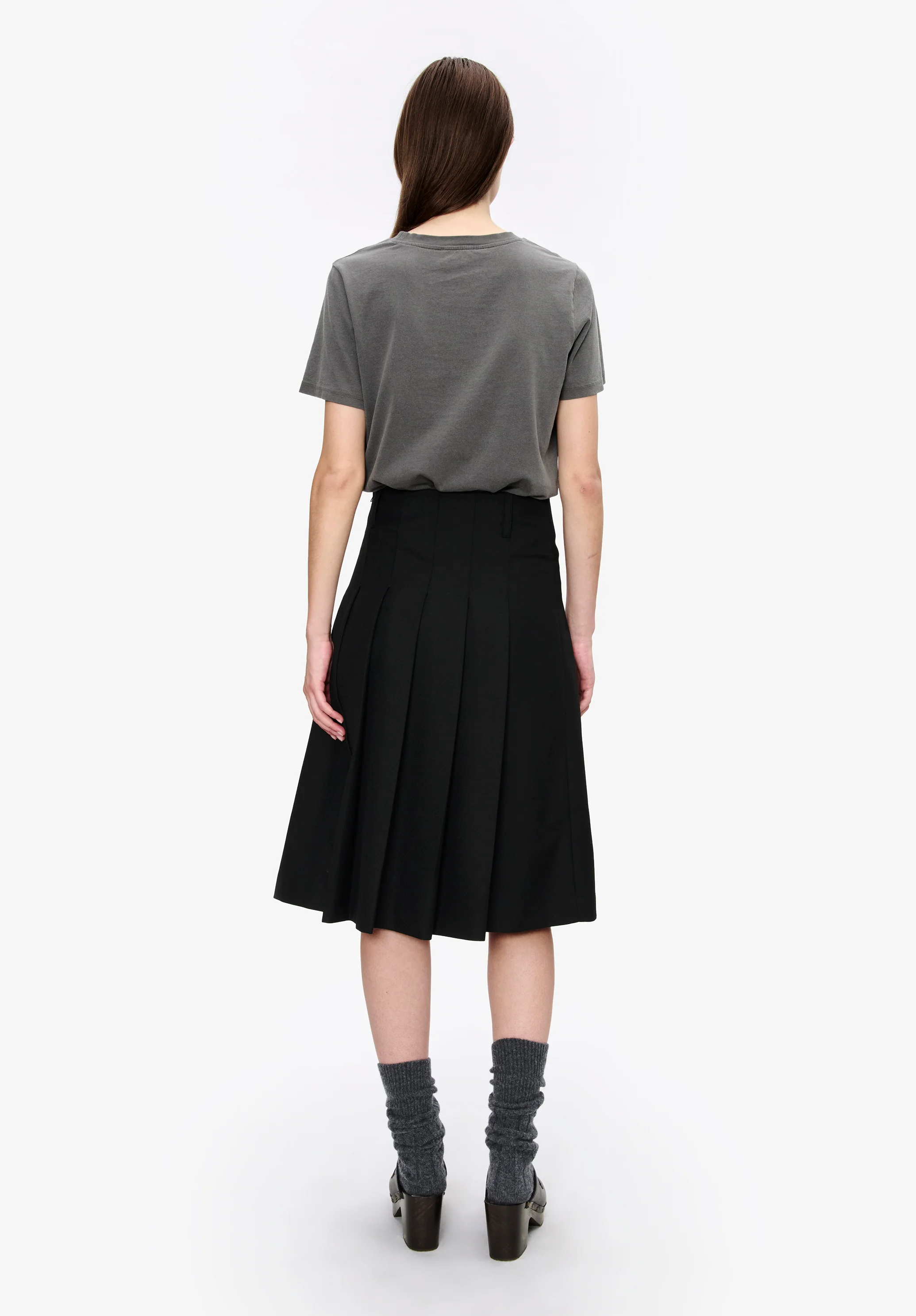 Long pleated skirt - Image 3