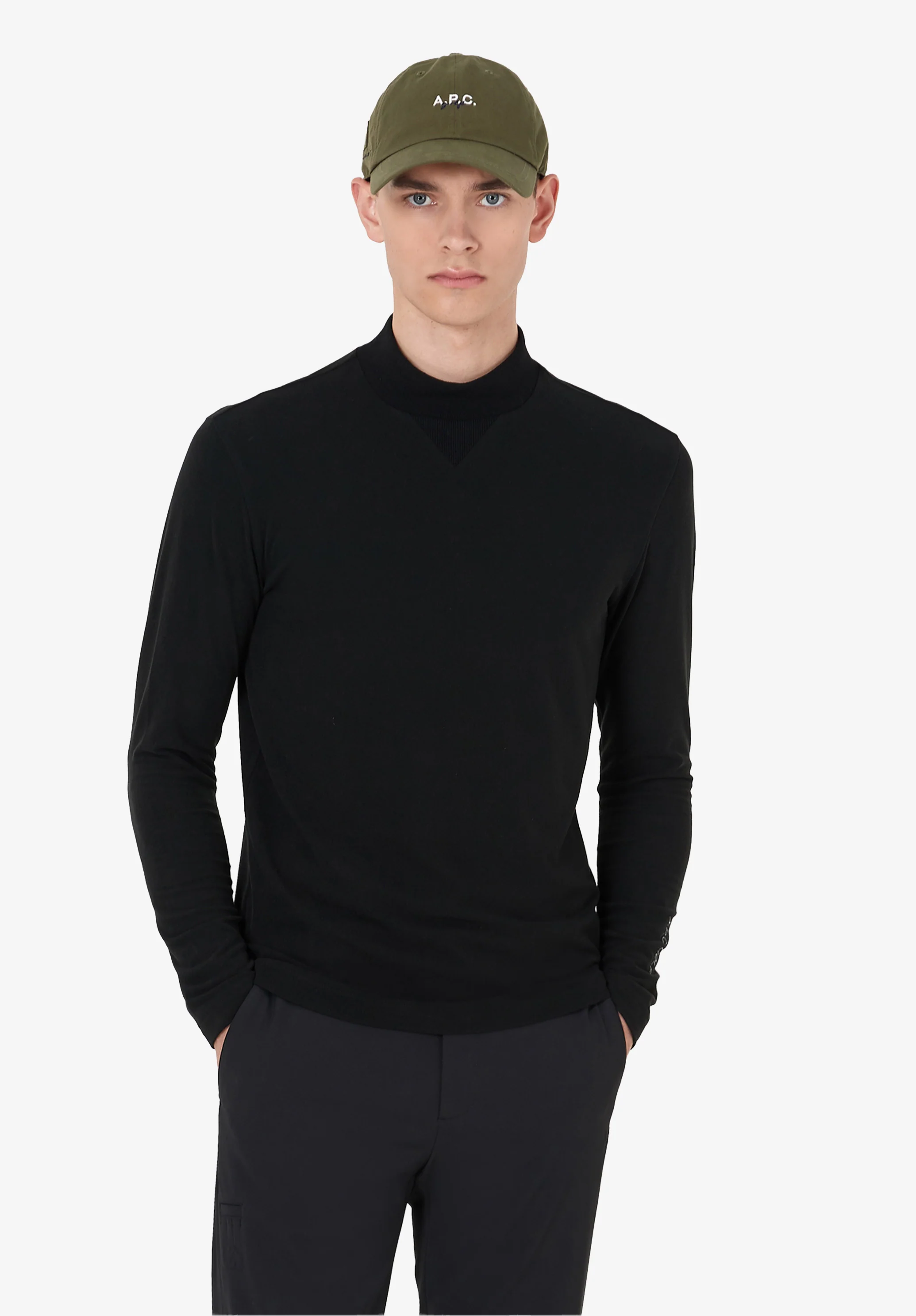 Long-sleeve T-shirt