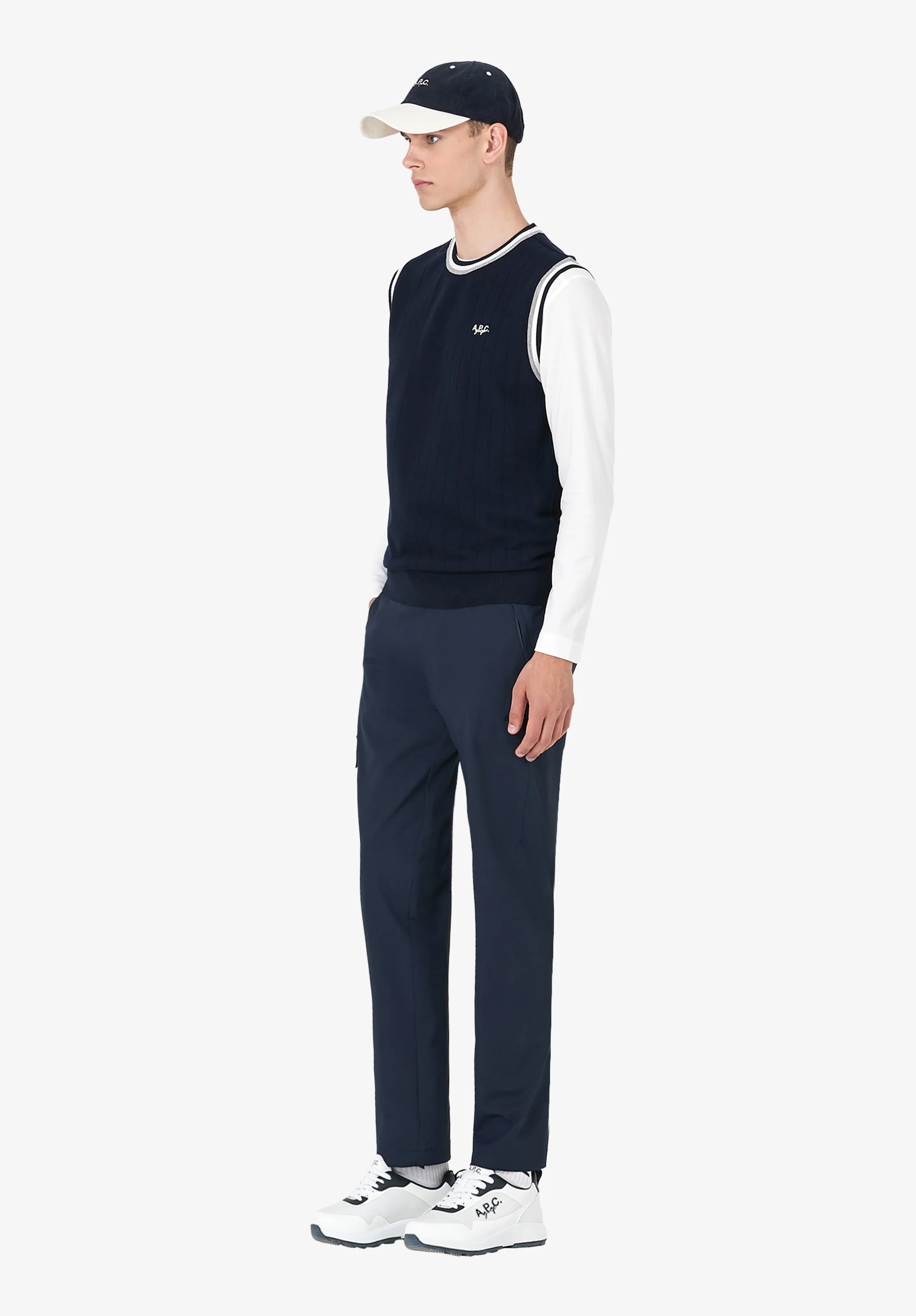 Sleeveless sweater - Image 3