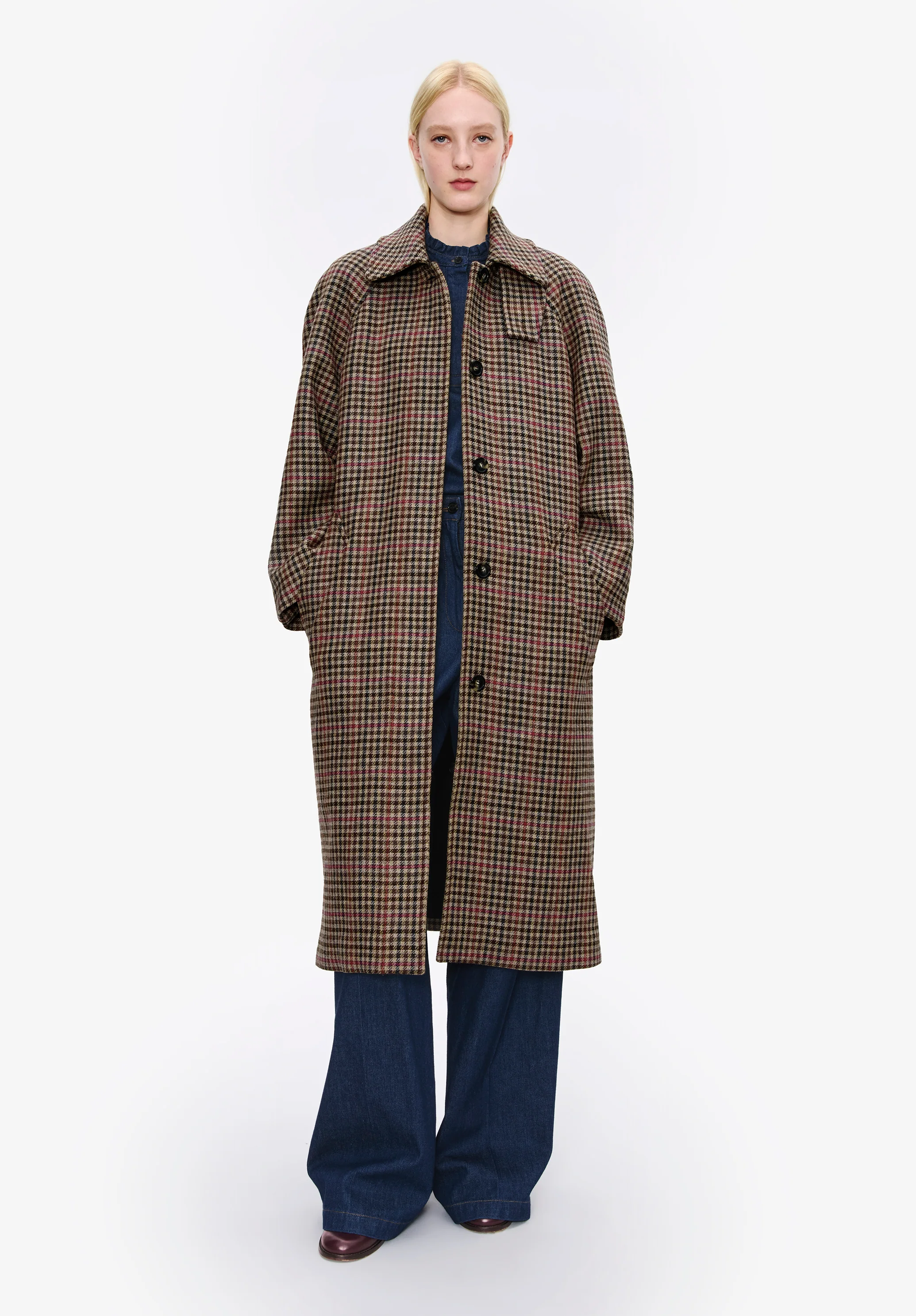 Oversize tartan coat with raglan sleeves - Image 2